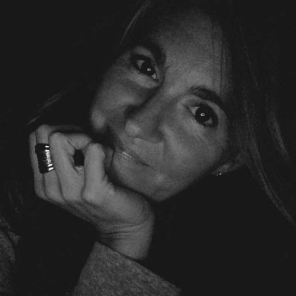 Meet your Posher, Medlin - Picture 1 of 1